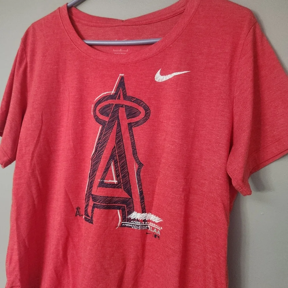 Nike California Angels red tee shirt Womens Large NWT